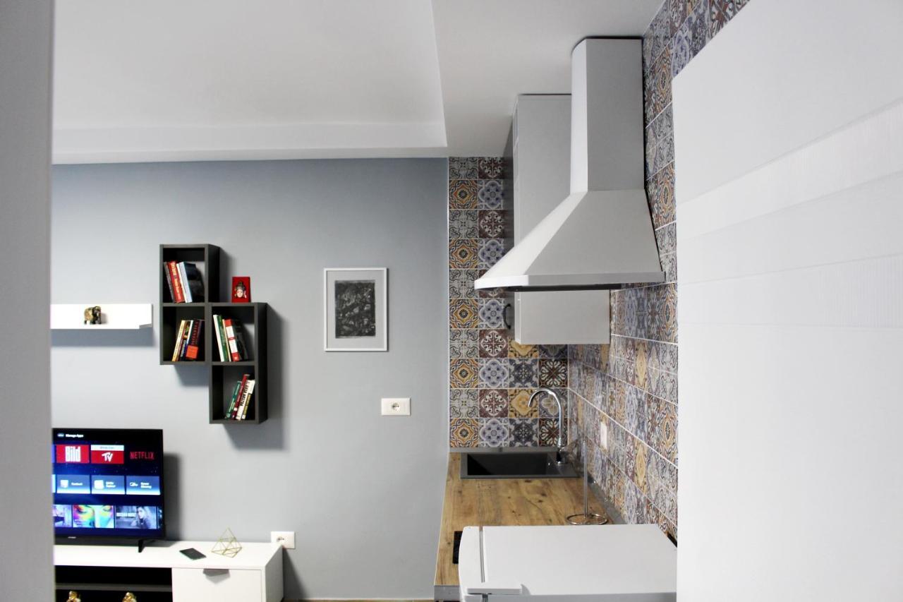 Apartmán 2V1 - Blloku Bkt Tirana Exteriér fotografie